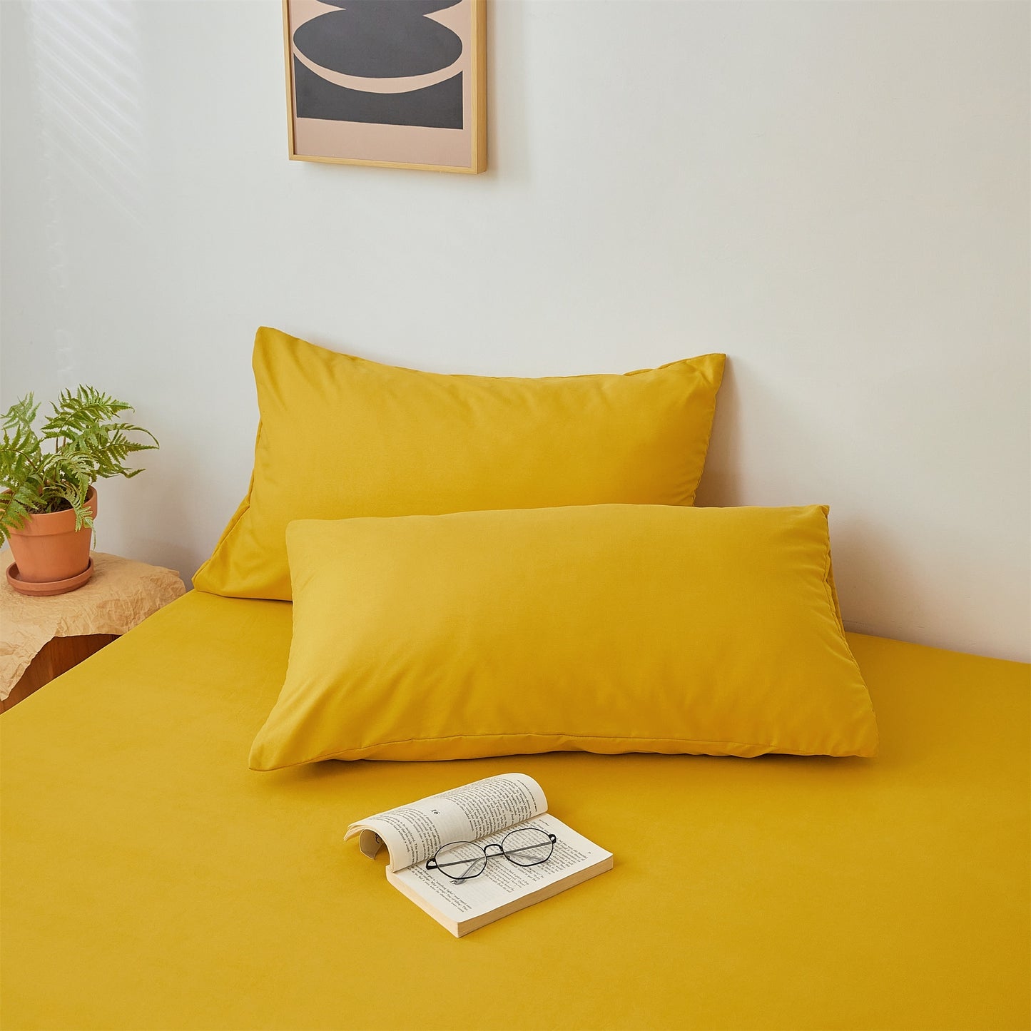2pcs Ultra-Soft Brushed Polyester Pillowcases - Breathable & Skin-Friendly, Solid Colors, Machine Washable with Envelope Closure for Cozy Sleep, Bedroom Essentials|Minimalist Pillowcases|Soft Polyester Fabric